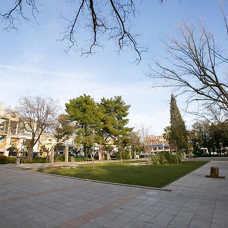 Classic 2 Bedroom Apartment Next To Metro - Marousi Atena Exterior foto