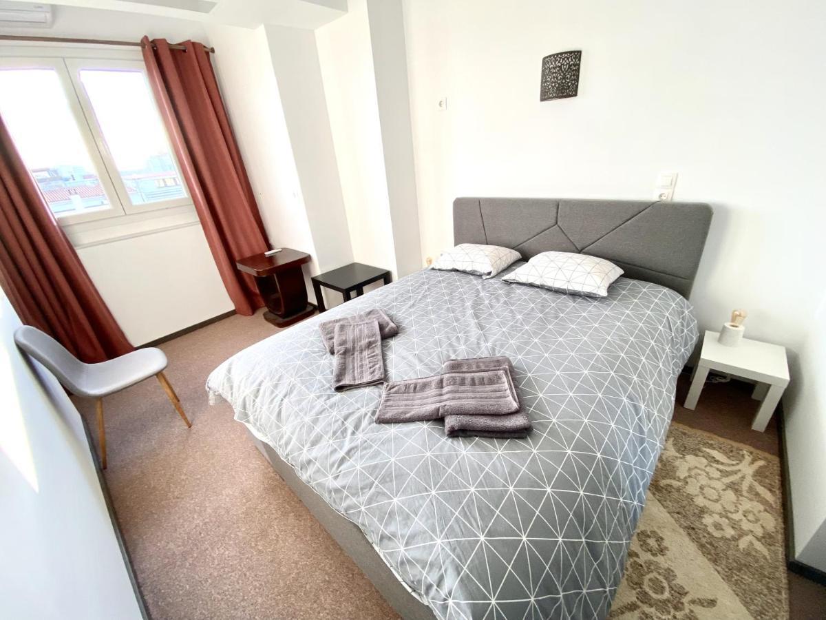 Classic 2 Bedroom Apartment Next To Metro - Marousi Atena Exterior foto